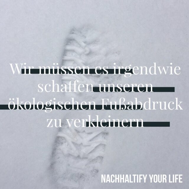 Aber wie groß ist MEIN Fußabdruck eigentlich und wo soll ich anfangen?
.
.
Wir empfehlen allen regelmäßig CO2-Rechner zu testen - gerne auch mehrere. Denn es geht nicht um die exakte Zahl sondern eine Orientierung für diesen super schwer greifbaren und abstrakten Begriff: #co2bilanz und #ökologischerfußabdruck - Gute Rechner visualisieren schnell und einfach in welchem Bereich du über dem Durchschnitt liegst also zu viel verbrauchst.
.
.
Also einfach mal testen. Geht auch easy am Handy einfach zwischendurch #co2rechner
.
.
Wer ist dabei? 🙋♂️🙋🙋♀️